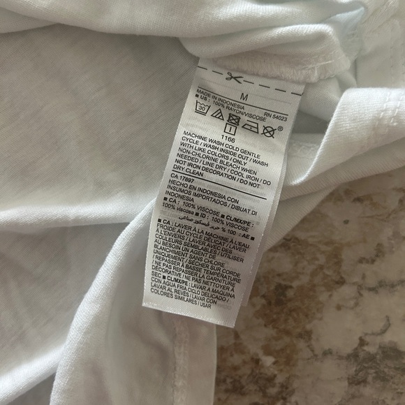 Women’s Old Navy Chill Vibes Graphic Tank Top Medium - Picture 8 of 9